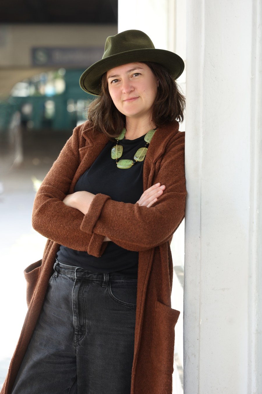 Wren Knowles Schmidt wearing a green hat